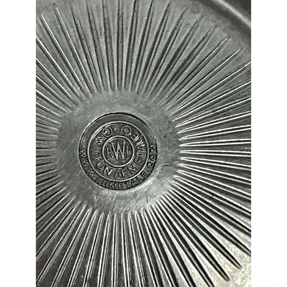 LARGE WILTON‎ ARMETALE SILVER TONED METAL 11.75